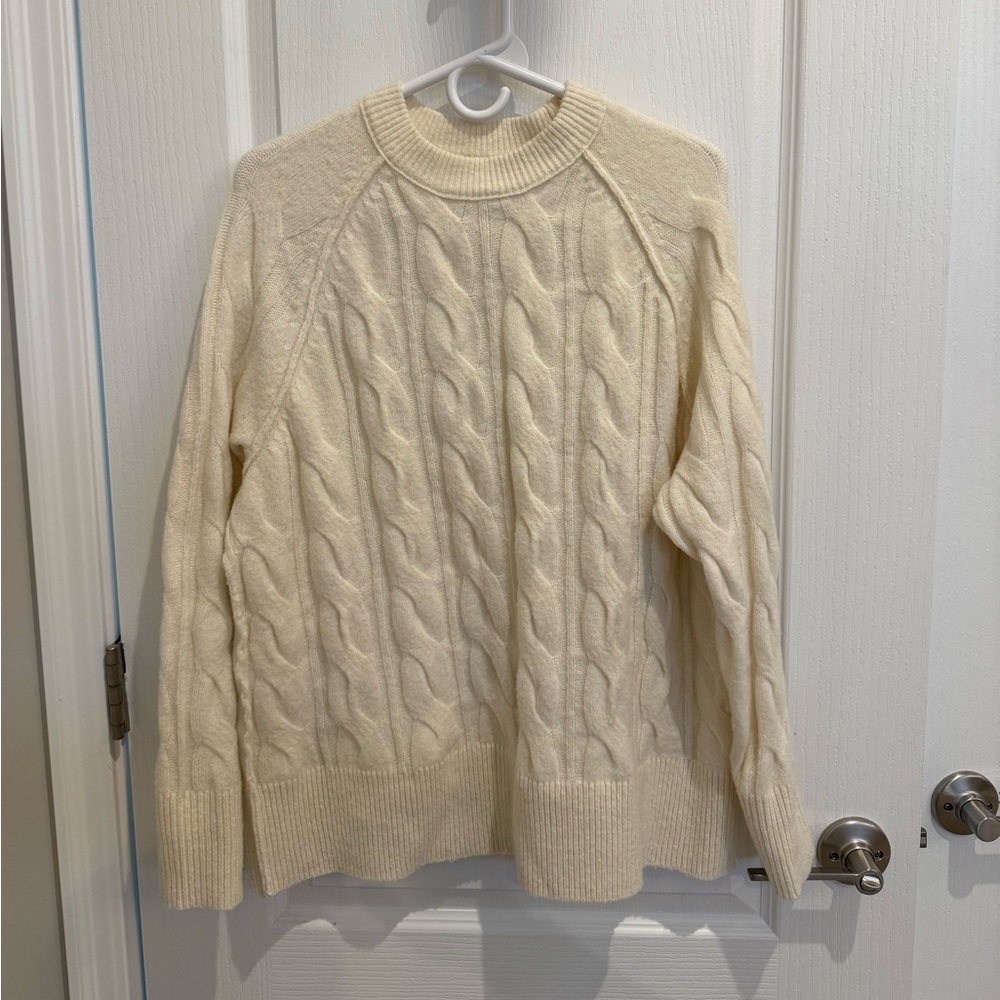 Aerie Cream Cable Knit Sweater